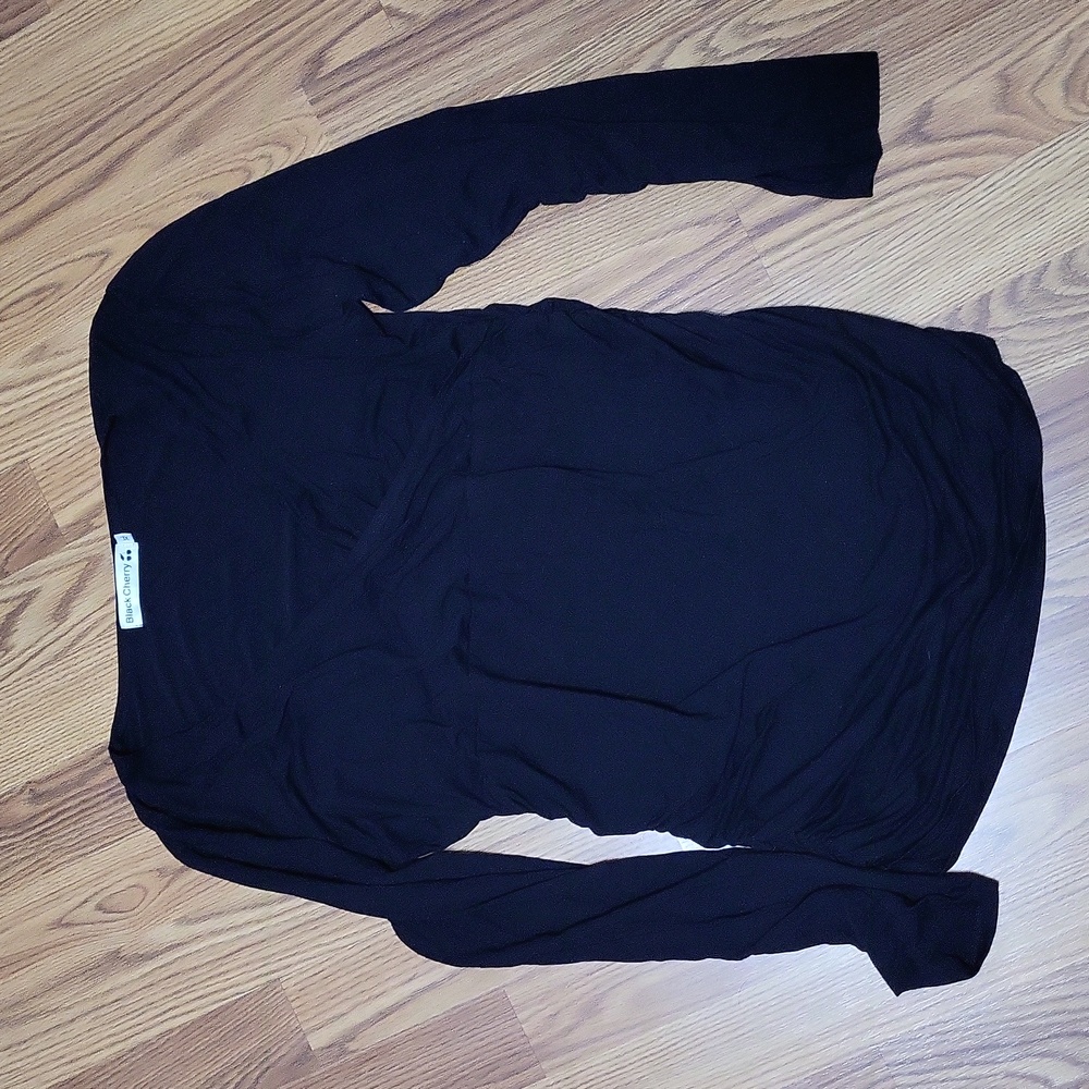 Womens XL Black Cherry long-sleeved maternity blouse shirt breastfeeding top